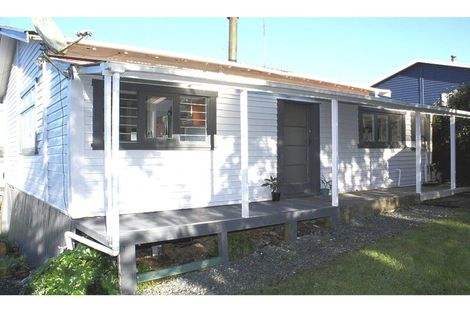 Photo of property in 4 Union Street, Hikurangi, 0114