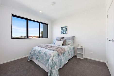 Photo of property in 6 Mayfly Lane, Hobsonville, Auckland, 0616
