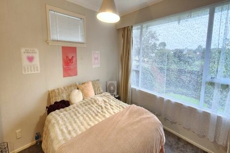 Photo of property in 2 Hood Place, Spotswood, New Plymouth, 4310