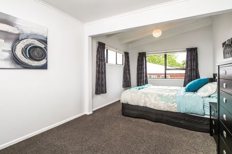 Photo of property in 44 Hartley Terrace, Massey, Auckland, 0614