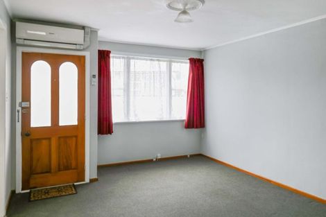 Photo of property in 8a Stamford Grove, Avalon, Lower Hutt, 5011