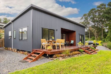 Photo of property in 6 Robins Way, Pokeno, 2471