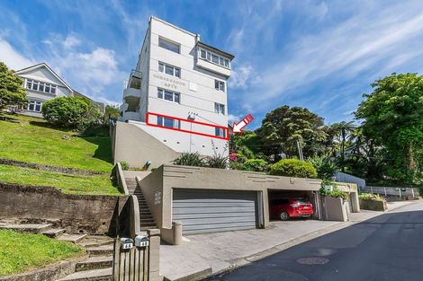 Photo of property in Ambassador Flats, 1/7 Maurice Terrace, Te Aro, Wellington, 6011