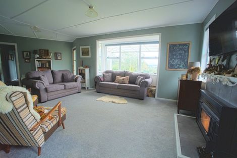 Photo of property in 54 Tiraumea Road, Pahiatua, 4981