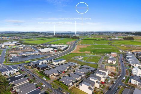 Photo of property in 9 Heri Lane, Westgate, Auckland, 0814