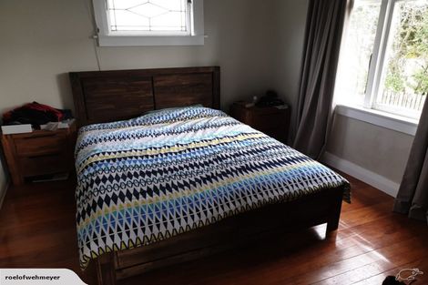 Photo of property in 20 Pine Avenue, Henderson, Auckland, 0612