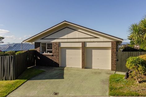 Photo of property in 6 Bandipur Terrace, Broadmeadows, Wellington, 6035