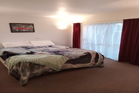 Photo of property in 68 Meadowvale Drive, Levin, 5510