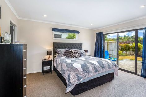 Photo of property in 45 Te Puia Drive, Aotea, Porirua, 5024