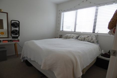 Photo of property in 53 Rangihina Road, Hobsonville, Auckland, 0616