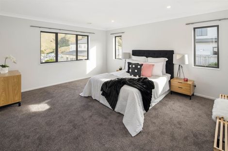 Photo of property in 32 Mauldeth Terrace, Churton Park, Wellington, 6037