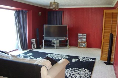 Photo of property in 16 Kathleen Crescent, Hornby, Christchurch, 8042