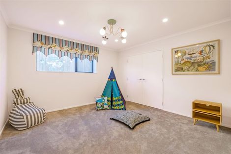 Photo of property in 4 Resolution Drive, Gulf Harbour, Whangaparaoa, 0930