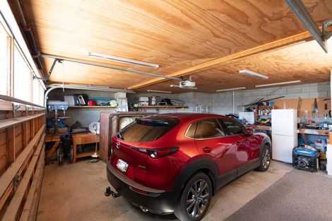 Photo of property in 116 Queens Road, Waikanae Beach, Waikanae, 5036