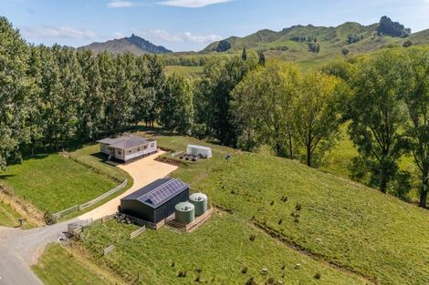 Photo of property in 1914 Kahuranaki Road, Kahuranaki, 4295