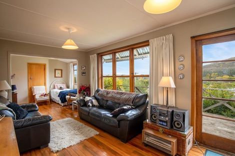 Photo of property in 10 Hazlett Street, Clyde, 9330