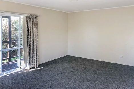 Photo of property in 225 Waitemata Drive, Ranui, Auckland, 0612