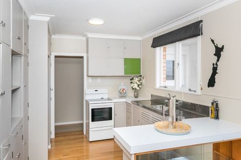 Photo of property in 53 Newcastle Road, Dinsdale, Hamilton, 3204