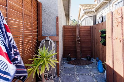 Photo of property in 166 Victoria Road, Saint Clair, Dunedin, 9012