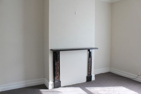 Photo of property in 1 Phillips Street, Kensington, Dunedin, 9011