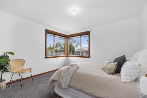 Photo of property in 82 Shortland Street, Wainoni, Christchurch, 8061