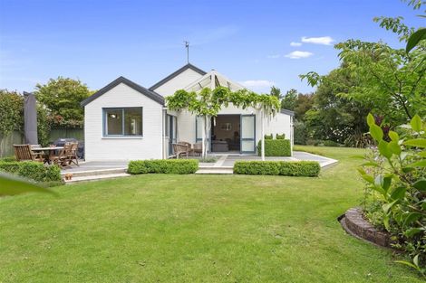 Photo of property in 37 Stanbury Avenue, Somerfield, Christchurch, 8024