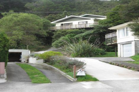 Photo of property in 15 Lowry Crescent, Stokes Valley, Lower Hutt, 5019