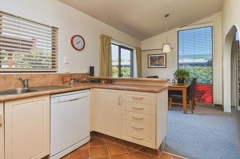 Photo of property in 26 Charles Street, Westshore, Napier, 4110