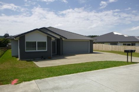 Photo of property in 120 Matua Road, Huapai, Kumeu, 0810