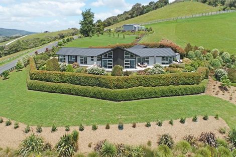Photo of property in 12 Bridle Way, Hunua, Papakura, 2583