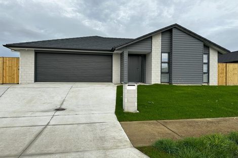 Photo of property in 7 Hoete Way, Tuakau, 2121