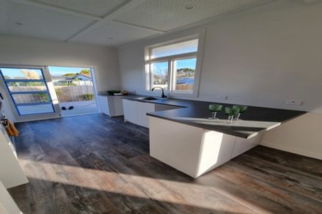 Photo of property in 55 Parris Street, Waitara, 4320