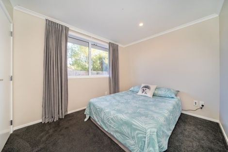 Photo of property in 16 Poulson Grove, Trentham, Upper Hutt, 5018