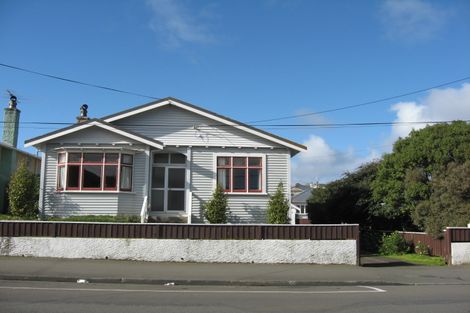 Photo of property in 22 Parkvale Road, Karori, Wellington, 6012