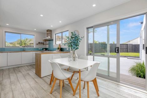 Photo of property in 4 Berwick Place, Mount Maunganui, 3116