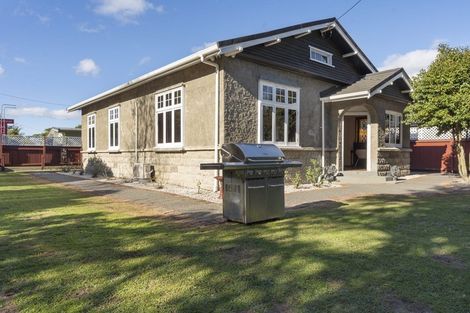 Photo of property in 1 Camp Street, Heretaunga, Upper Hutt, 5018