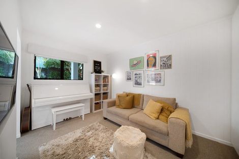 Photo of property in 54 John Gill Road, Shelly Park, Auckland, 2014