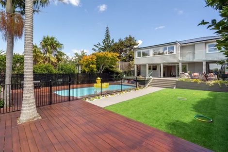 Photo of property in 8 Sandford Street, Campbells Bay, Auckland, 0630