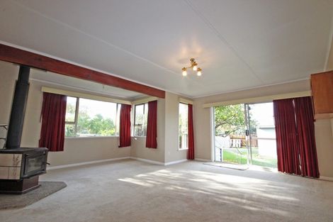 Photo of property in 11 Seddon Street, Takaro, Palmerston North, 4412