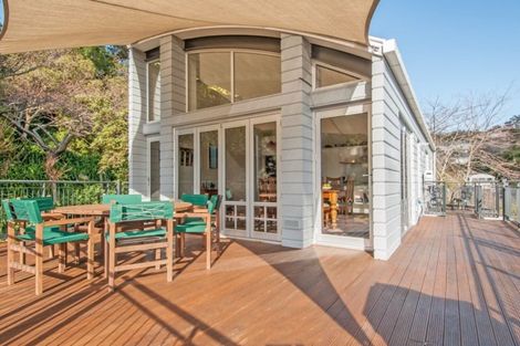 Photo of property in 1 Sherwood Lane, Cashmere, Christchurch, 8022