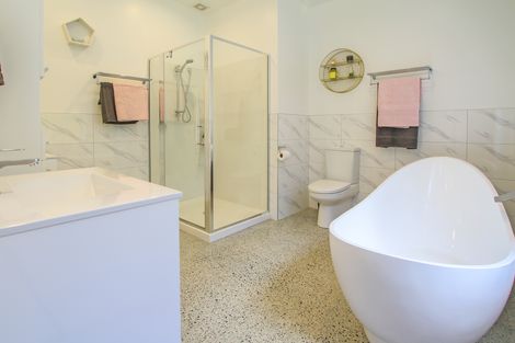 Photo of property in 394c Kerikeri Road, Kerikeri, 0230