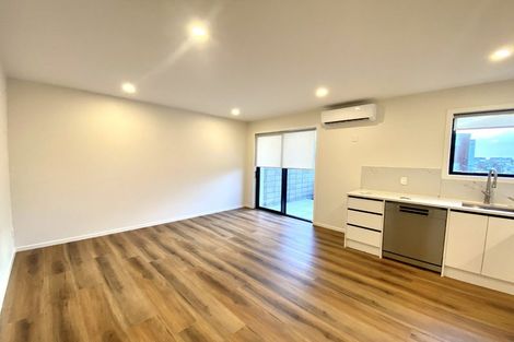 Photo of property in 21 Tahingamanu Road, Hobsonville, Auckland, 0616
