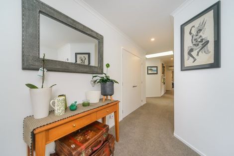 Photo of property in 14 Tennyson Avenue, Kelvin Grove, Palmerston North, 4414