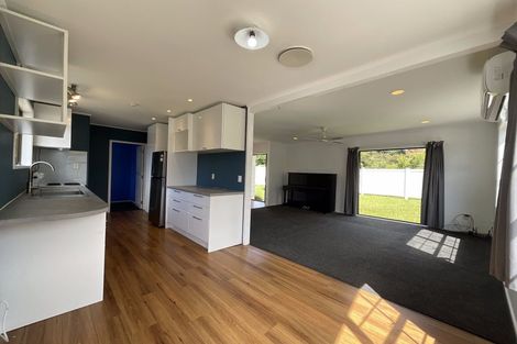 Photo of property in 3 Coey Place, Glen Eden, Auckland, 0602