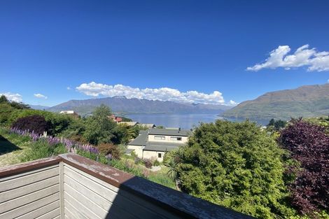 Photo of property in 8 Caples Place, Fernhill, Queenstown, 9300