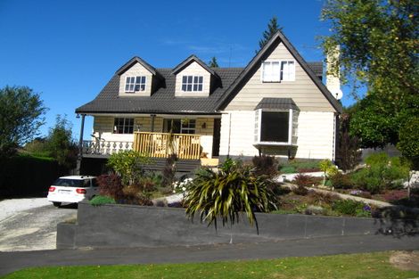 Photo of property in 105 Glenross Street, Glenross, Dunedin, 9011