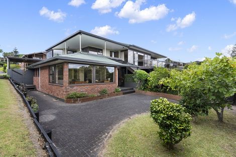 Photo of property in 146 Pacific Parade, Army Bay, Whangaparaoa, 0930