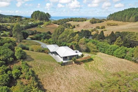 Photo of property in 61 Govan Wilson Road, Whangaripo, Warkworth, 0985