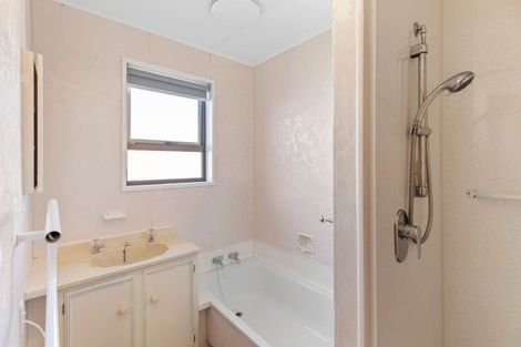 Photo of property in 68 Warwick Street, Feilding, 4702