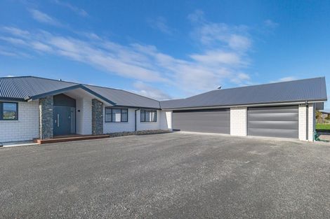 Photo of property in 28 Oriwa Lane, Levin, 5571